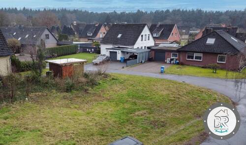 Nahegelegene Wälder zum Spazieren - Grundstück in Hechthausen