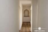 Flur - Etagenwohnung mit 109,60 m&sup2; in Großostheim zur Miete