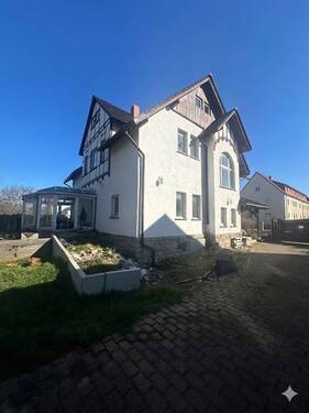 Hausansicht - Einfamilienhaus mit 162,00 m&sup2; in Arnstadt zum Kaufen