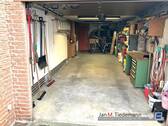 Blick in die Garage - 
