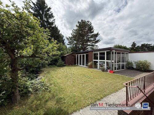 Garten und Schwimmhalle - 