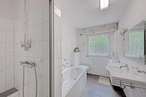 Badezimmer EG - 