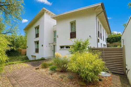 Außenansicht - 1 Zimmer Mehrfamilienhaus, Wohnhaus in Düsseldorf