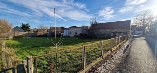 Blick auf das Grundstück - 7 Zimmer Einfamilienhaus in Sonnewalde