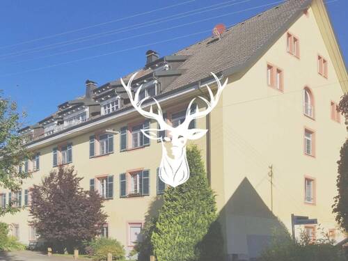 Titelbild - Barrierearme 4 Zimmer Wohnung in historischem Altbau-Kloster in Berau zu verkaufen