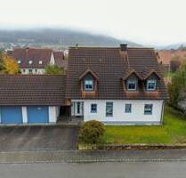 Charmantes EFH mit großem Keller, Garten, Doppelgarage u.v.m. - Treuchtlingen Wettelsheim