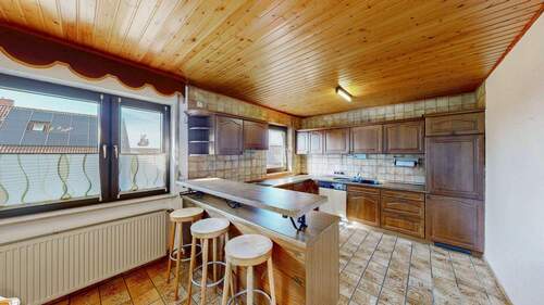 Küche - Mehrfamilienhaus, Wohnhaus mit 164,00 m&sup2; in Waldbüttelbrunn zum Kaufen