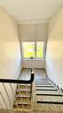 17 Das gepflegte Treppenhaus_1.jpeg - 