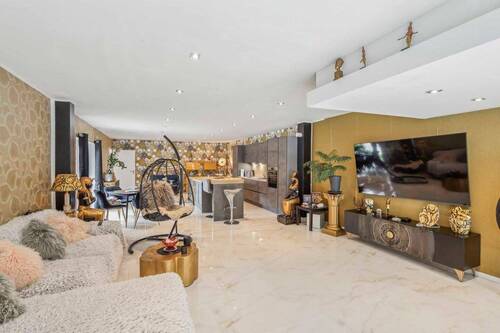 Exklusives Wohnzimmer - Mehrfamilienhaus, Wohnhaus mit 273,30 m² in Verden (Aller) zum Kaufen