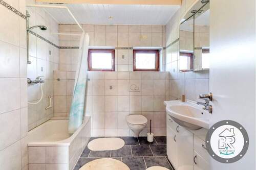Badezimmer Wohnung 10 - 