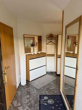 Eingangsbereich - 6 Zimmer Einfamilienhaus zum Kaufen in Herford