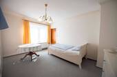 Schlafzimmer EG - 