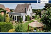 Titelbild - Charmantes Einfamilienhaus mit Wintergarten - Gepflegt, massiv gebaut und sofort bezugsbereit