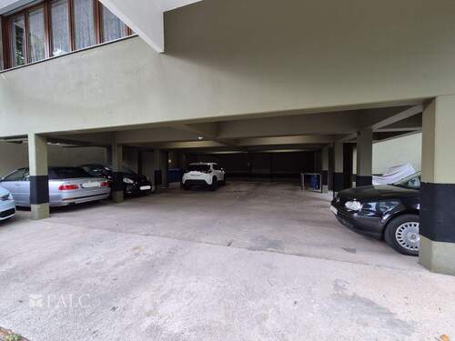 Autostellplatz überdacht - 