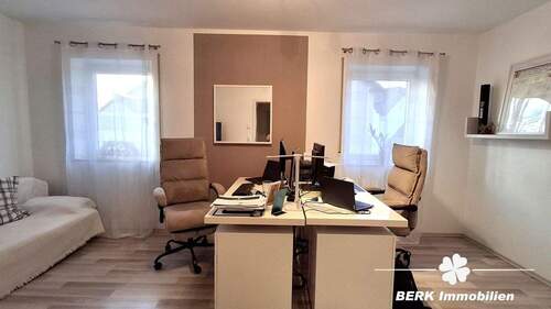 Büro oder Kinderzimmer - 