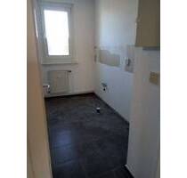 Frei ab 01.06.2026 - 3-Raum-Wohnung - Regis-Breitingen