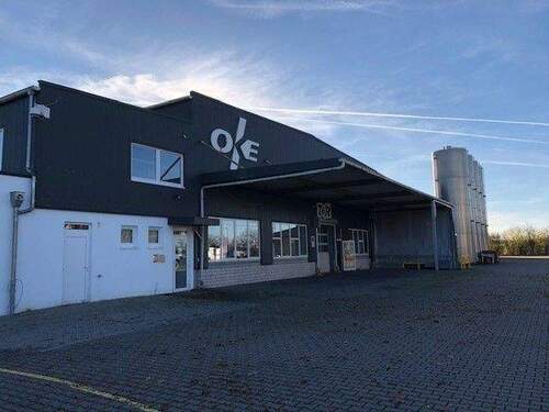 Bild 26 - Produktionshalle mit Lagerflächen nahe Coburg in Ummerstadt