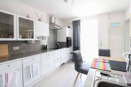 Küche 1.OG - Doppelhaushälfte mit 130,10 m² in Stuttgart zum Kaufen