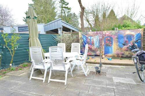 Terrasse EG links - 
