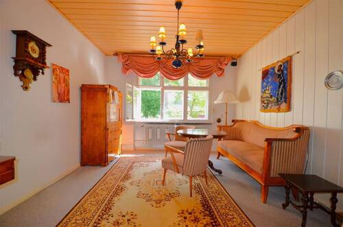 1. Zimmer - 