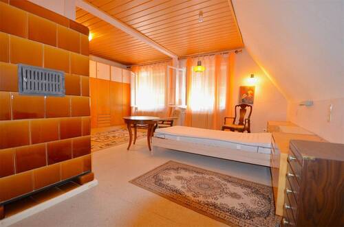 Schlafzimmer 1. OG 2 - 