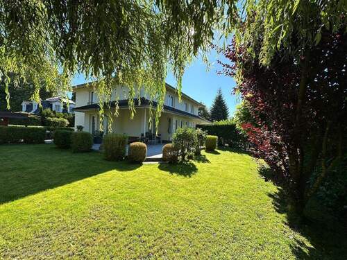 Außenansicht - Doppelhaus mit hervorragenden Energiewerten in bester Lage!