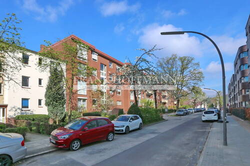 Straßenansicht - 3 Zimmer Etagenwohnung in Hamburg