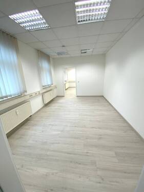Behandlung - 3 Zimmer Büro in Steinach