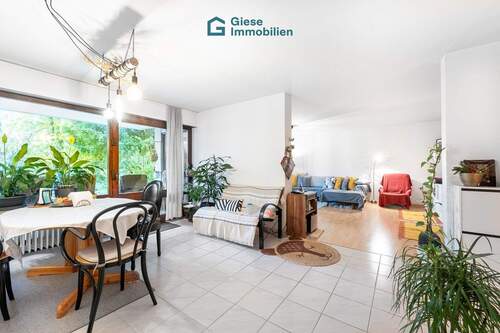 Esszimmer zu Wohnzimmer - Etagenwohnung mit 104,30 m² in Ostfildern - Ruit zum Kaufen