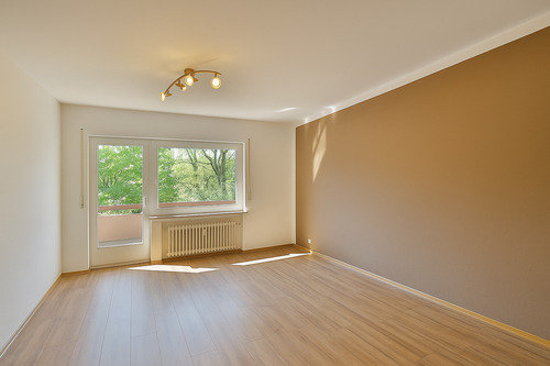 Virtuell bearbeitetes Beispielbild (Möblierung entfernt) - Etagenwohnung mit 125,00 m² in Waldenbuch zum Kaufen