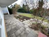 Terrasse mit Zugang zur Wohnung - Barrierefreie Wohnung im Grünen mit Terrasse und Privatgarten in Neuwied, Heddesdorfer Berg