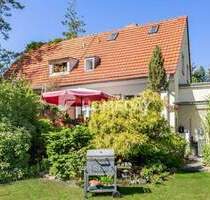 Attraktive DHH mit Pool, Terrasse, Garage & Gartenidyll in Babelsberg Nord - Verkauf mit Rückmiete - Potsdam