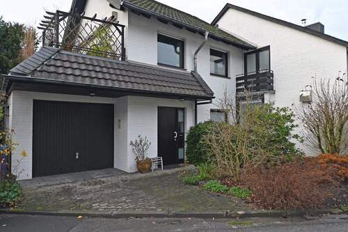 Außenansicht - 9 Zimmer Einfamilienhaus zum Kaufen in Mettmann