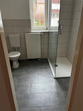 Bad 1 - 2 Zimmer Etagenwohnung zur Miete in Donndorf