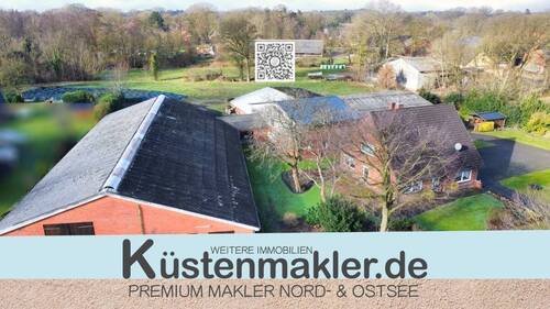 Titelbild Küstenmakler - Charaktervolles Bauernhaus mit großzügigem Grundstück, Stallungen und weitläufigem Hof