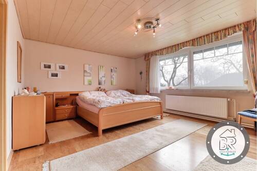 Schlafzimmer im Dachgeschoss - 