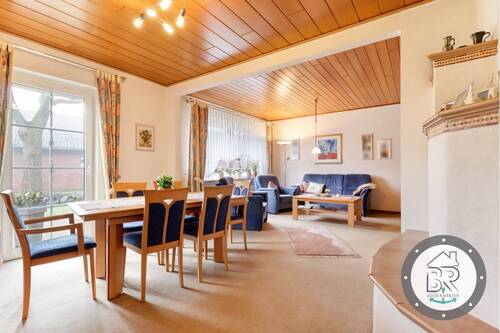 Wohn- und Essbereich mit Zugang zur südlichen Terrasse - 