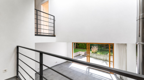 Blick ins Wohnzimmer - 