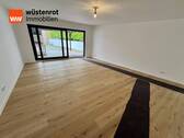Wohnzimmer Zugang Terrasse - Etagenwohnung mit 100,00 m&sup2; in Düsseldorf / Urdenbach zum Kaufen