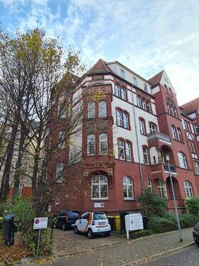 Hausansicht - Einzigartige Investitionsgelegenheit im Herzen von Erfurt! Wohn- und Geschäftshaus mit stabilen Mieteinnahmen