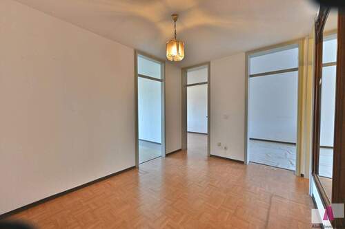 Diele - 4 Zimmer Etagenwohnung in Weil am Rhein