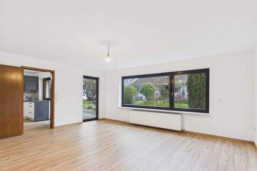 Wohnen, Küche, Terrasse - 2 Zimmer Etagenwohnung in Neudenau