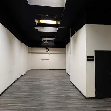 Innenansicht 1 - Praktische Gewerbeeinheit im Hinterhaus - flexibel nutzbar