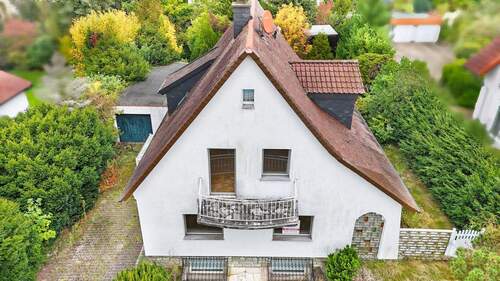 Drohne 2 - 6 Zimmer Mehrfamilienhaus, Wohnhaus zum Kaufen in Schwalbach am Taunus