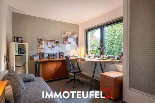 Arbeite-/Kinderzimmer - 