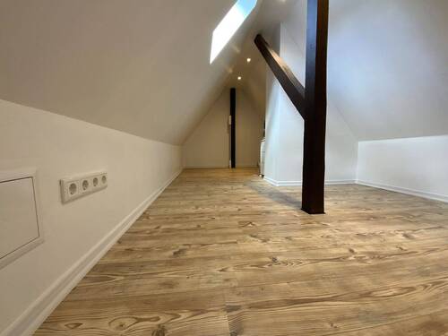 ausgebauter Dachboden - Doppelhaushälfte mit 95,00 m&sup2; in Suhl zum Kaufen