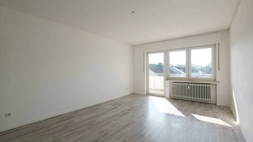 Wohnzimmer - Helle 3-Zimmer-Wohnung für entspanntes Wohnen