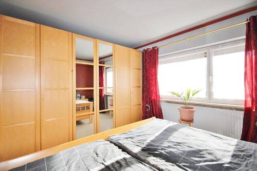 Schlafzimmer (EG) - 