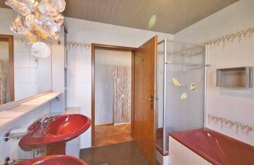 Badezimmer (EG) - 