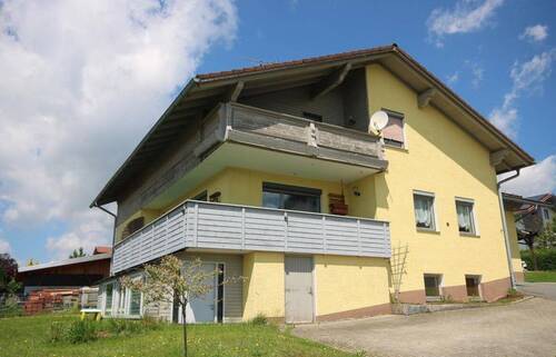 Hausansicht - Einfamilienhaus mit 281,00 m² in Neuschönau zum Kaufen